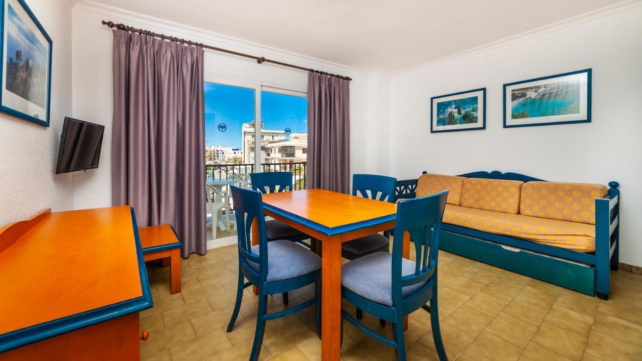 Apartamentos Charlys Can Picafort กันปิกาฟอร์ต ภายนอก รูปภาพ