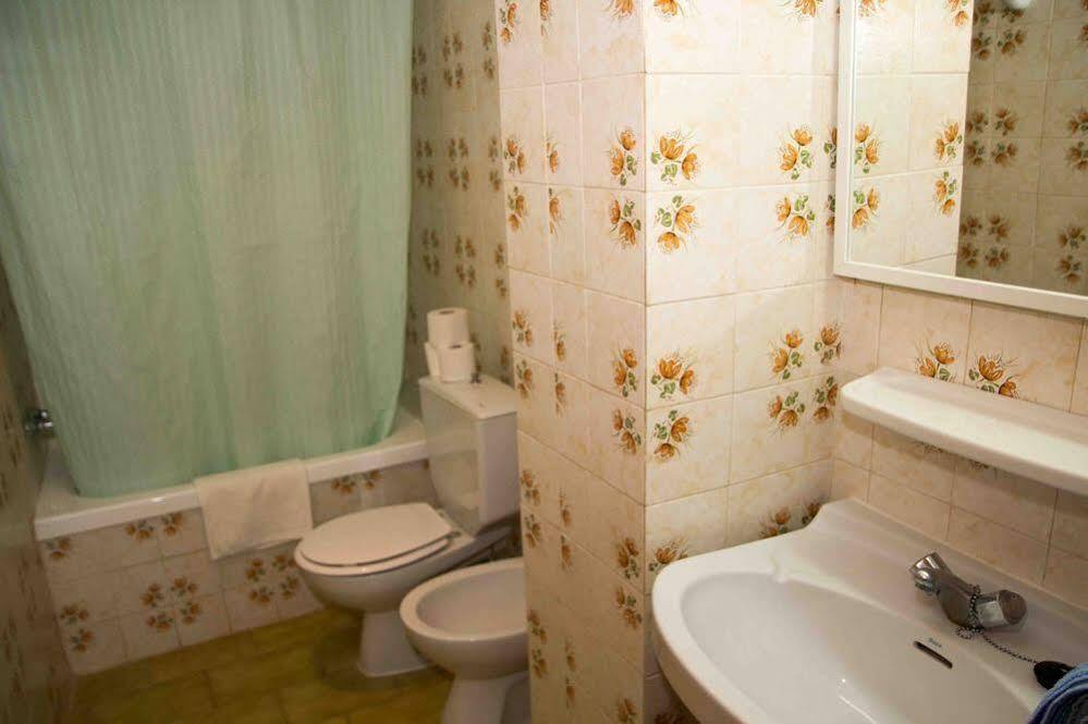 Apartamentos Charlys Can Picafort กันปิกาฟอร์ต ภายนอก รูปภาพ